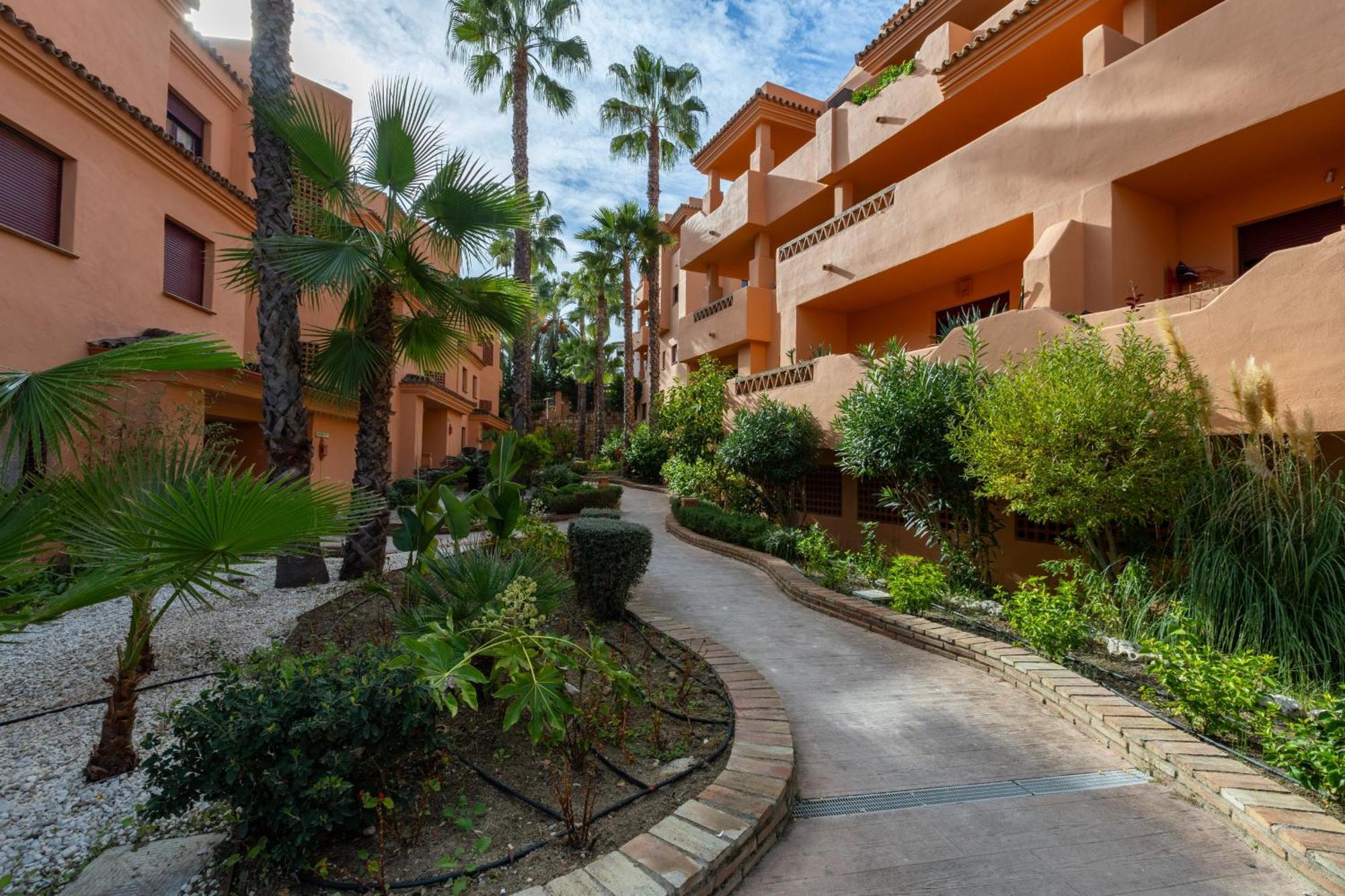 Royal Marbella Golf Resort Estepona Eksteriør billede